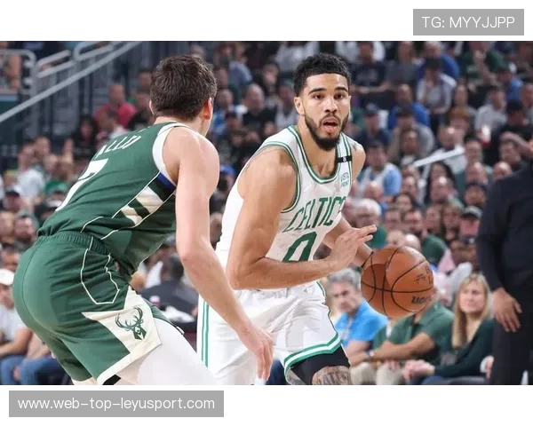 塔图姆连续命中，绿军稳住局面