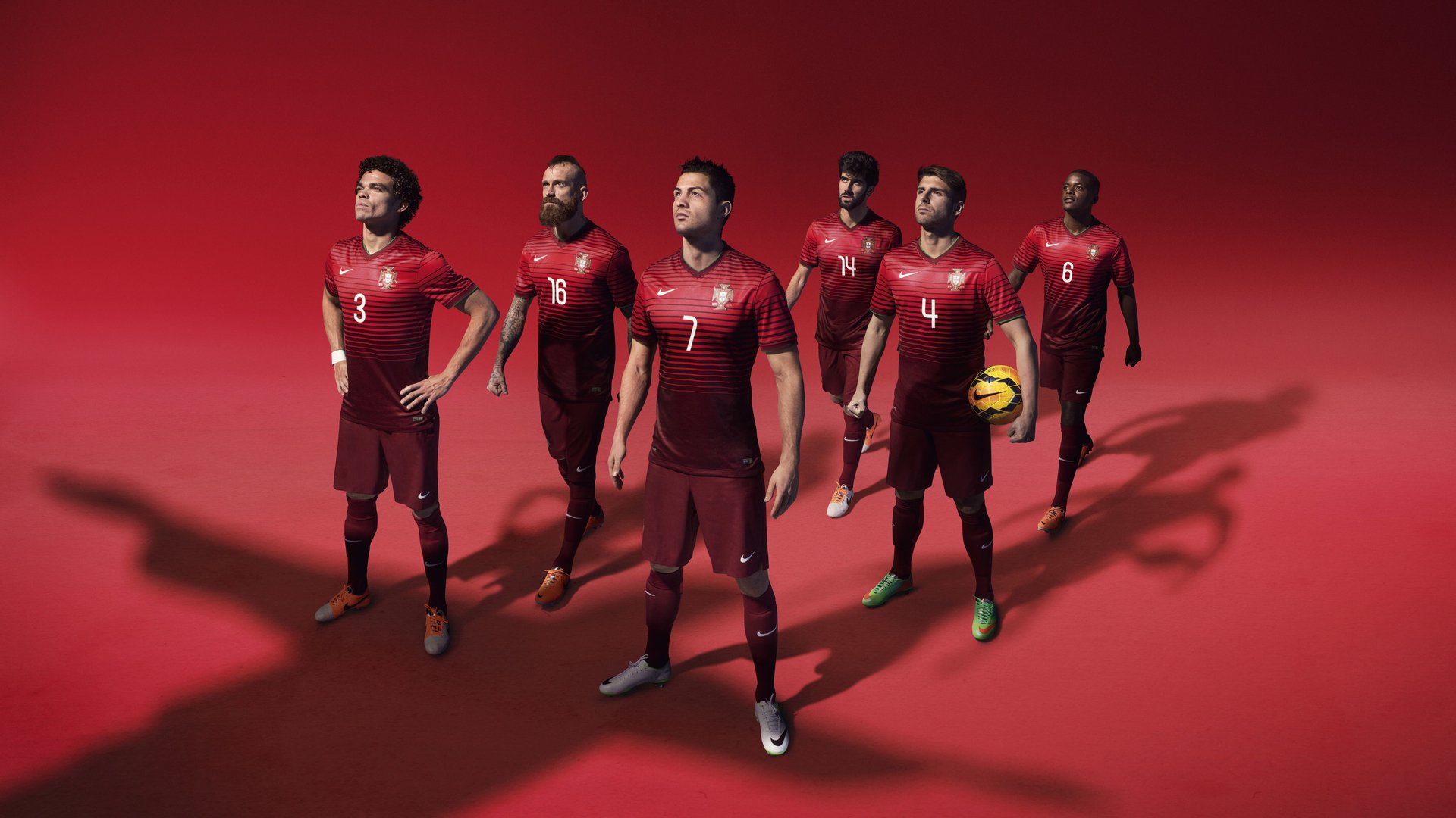 国家队核心更替缺乏连贯规划，国家队核心更替缺乏连贯规划的原因